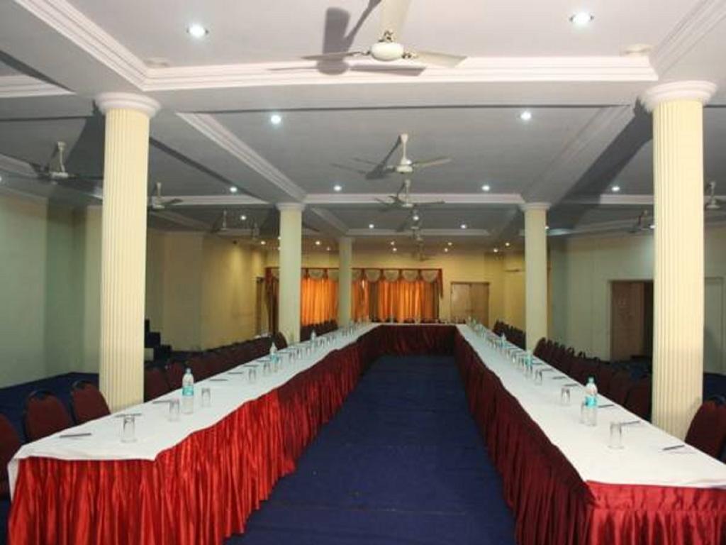 Hotel Palanpur Palace Mount Abu Exterior photo