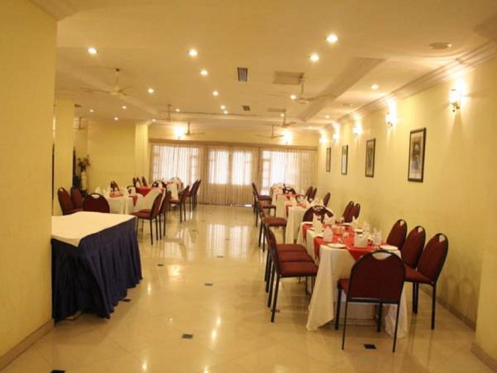 Hotel Palanpur Palace Mount Abu Exterior photo