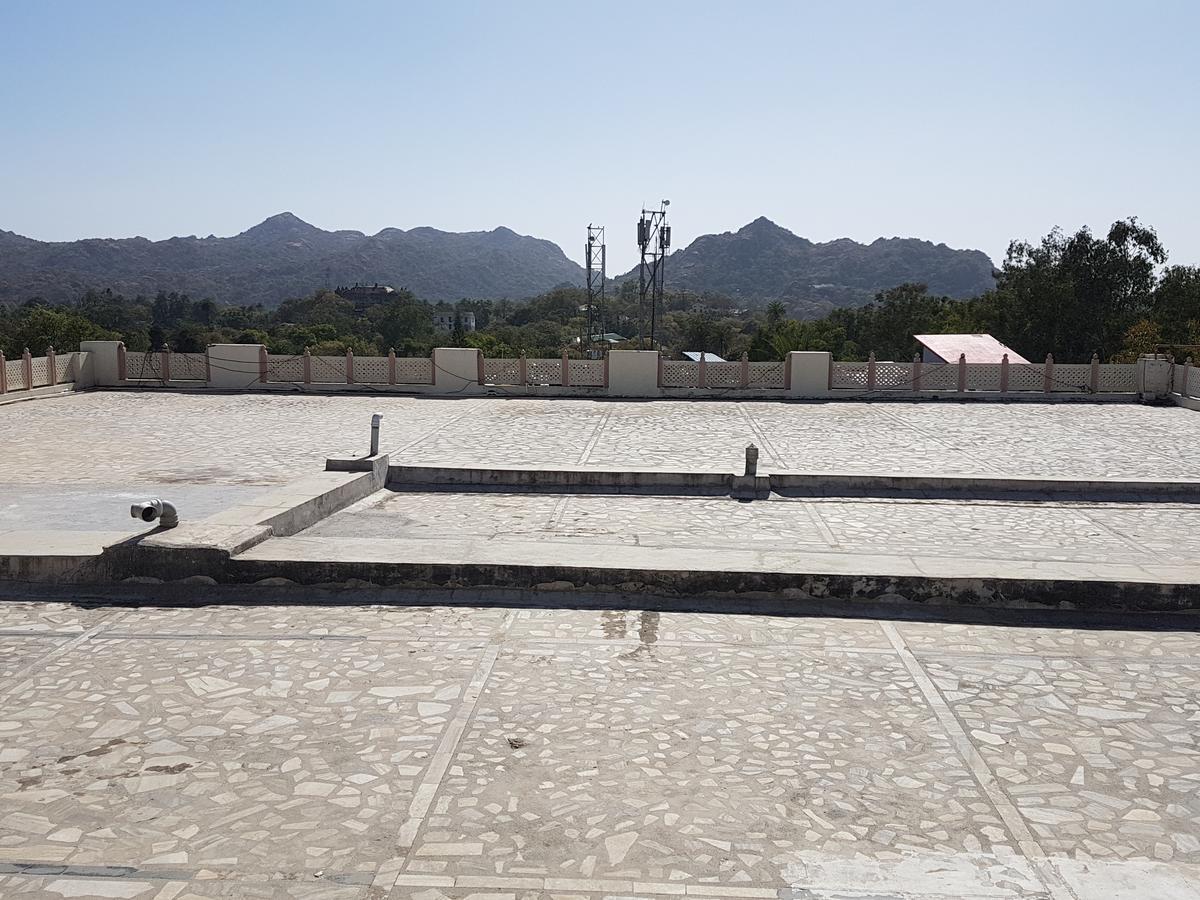 Hotel Palanpur Palace Mount Abu Exterior photo