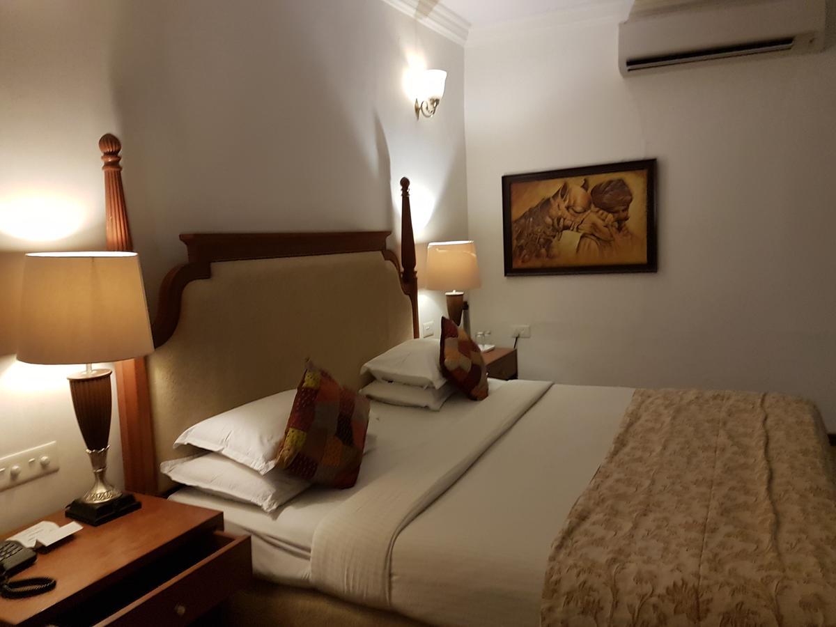 Hotel Palanpur Palace Mount Abu Exterior photo