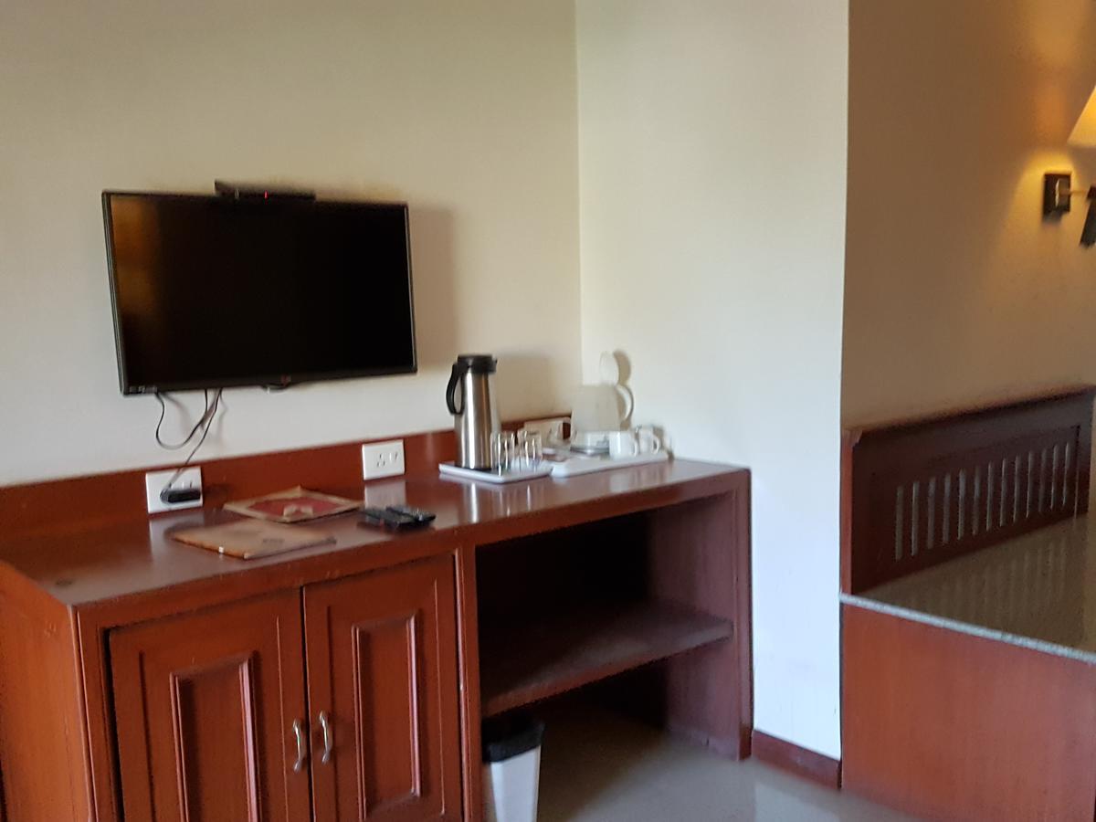 Hotel Palanpur Palace Mount Abu Exterior photo